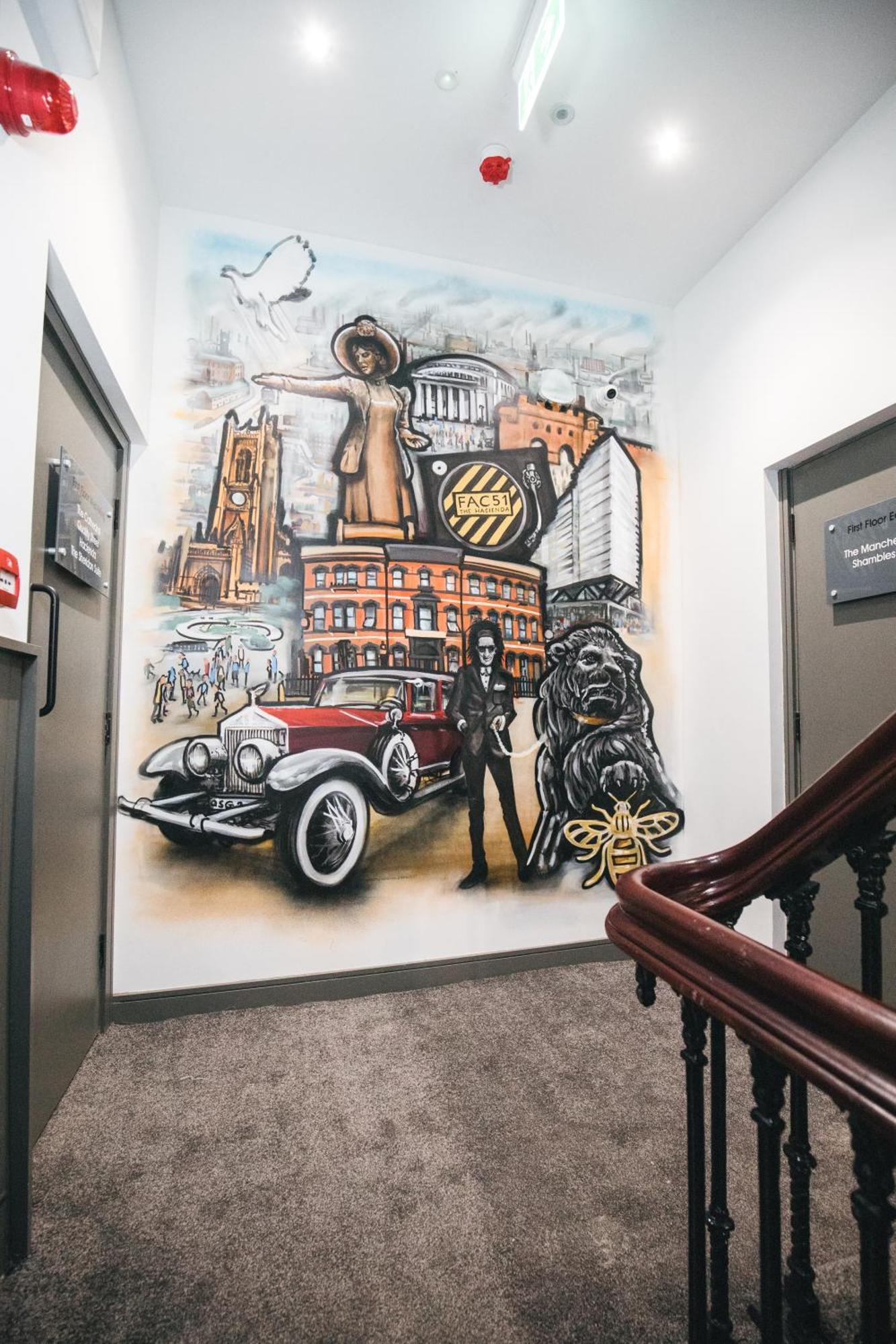 Black Lion Manchester Bed & Breakfast
